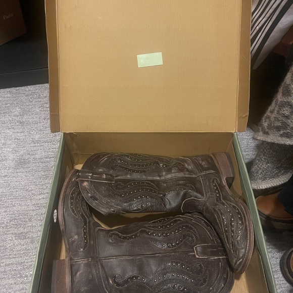 SOLD - Picture 7 of 9